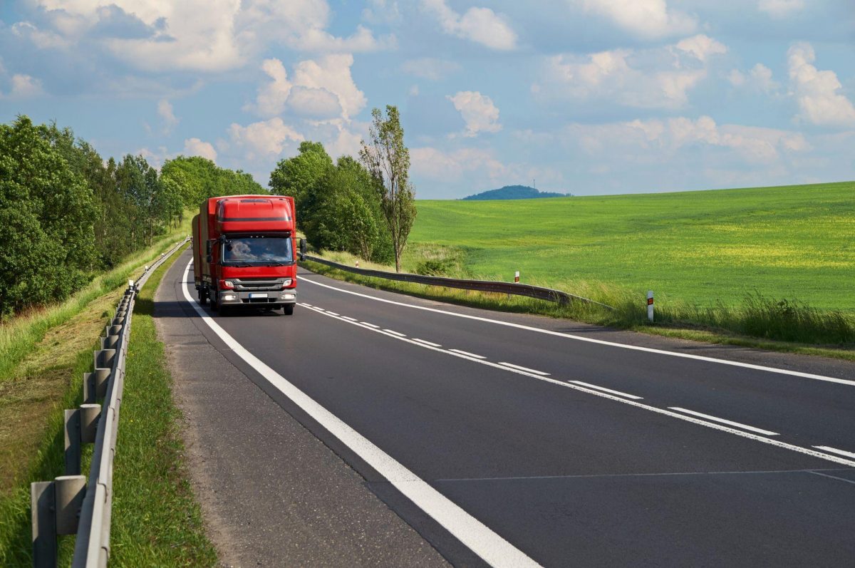 empresas de transporte de mercancías peligrosas, Las normativas en el transporte de mercancías peligrosas, docksdelevante